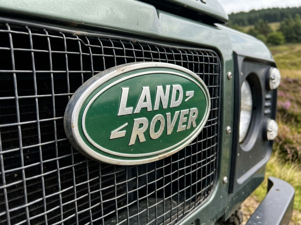 Land Rover oval badge logo